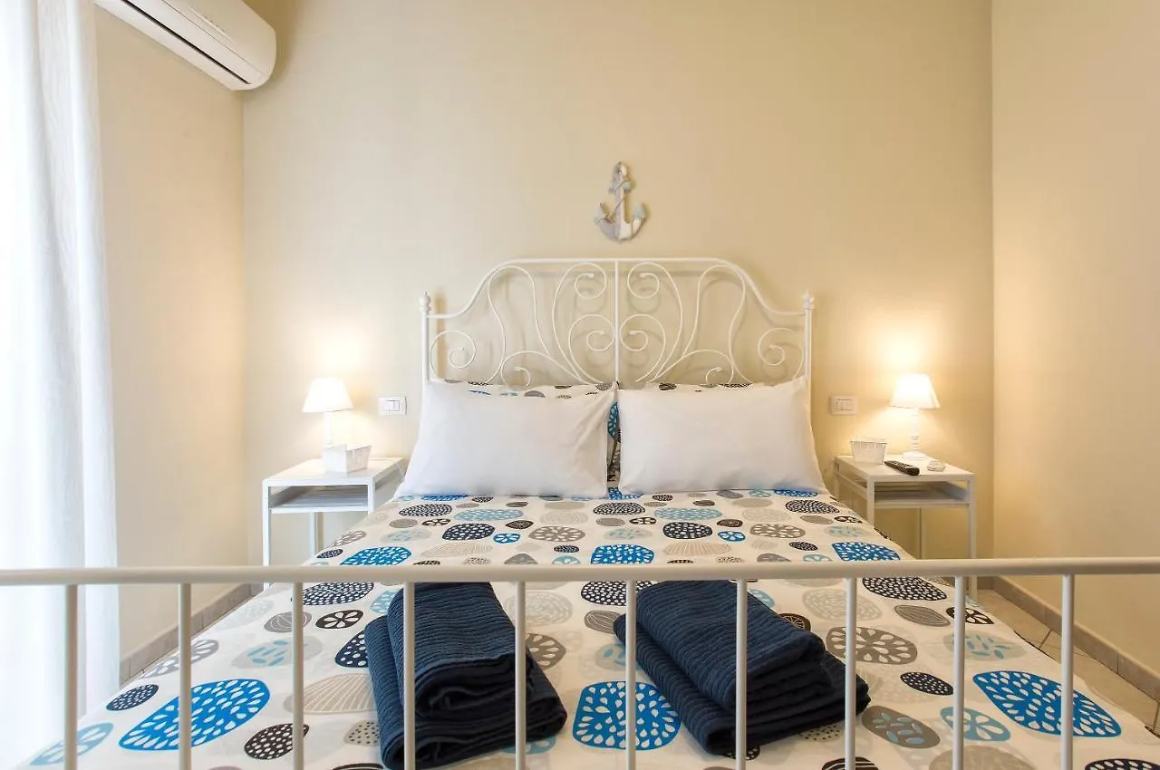 Guest house White Coral Rooms Accomodation Fast Check-In Alghero