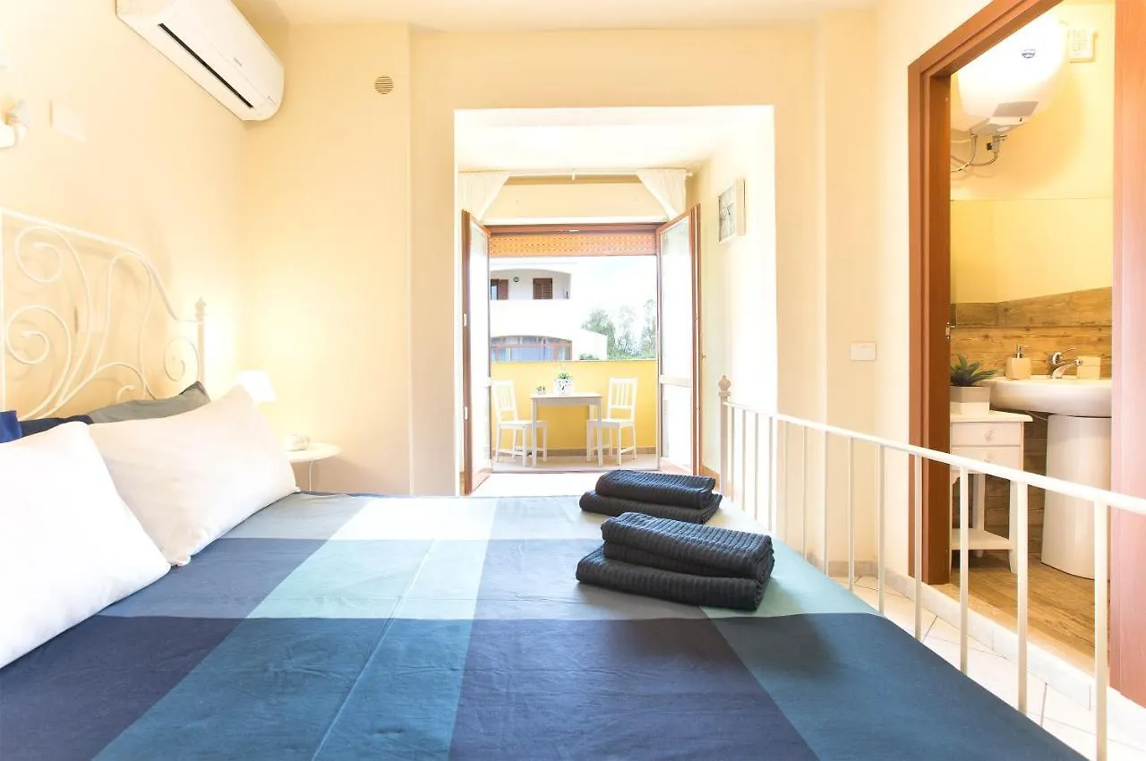 White Coral Rooms Accomodation Fast Check-In Alghero 0*,